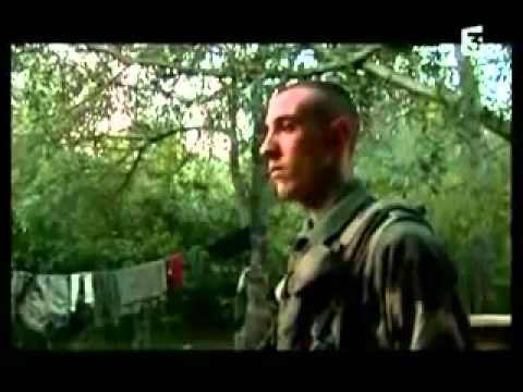 FBuzz.fr - Ce Sergent annonce a son soldat qui vas l atomiser, le taper