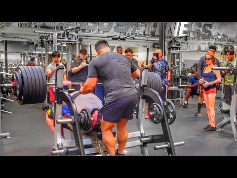 When 2 Elite Lifters Shock A Commercial Gym...👀