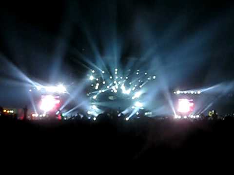 Swedish House Mafia Live @ EDC 2010: "Kidsos / Be vs. Satisfaction vs. Knas vs. Show Me Love"