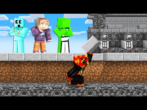 I Broke Into Minecraft YOUTUBER Houses (feat. Camman18, Craftee, xNestorio)
