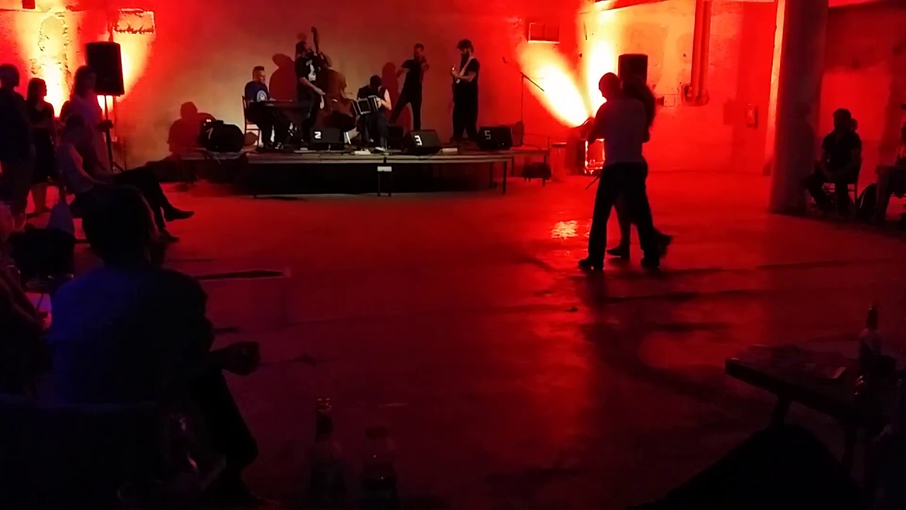 Video thumbnail for Patricie Poráková a Javier Antar na El Cachivache Quinteto