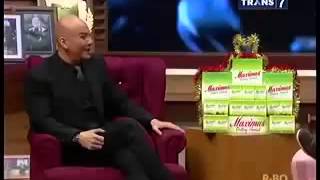 Download lagu Hitam Putih Spesial Tukang Ojek Yang Mendunia 23 Februari 2013 mp3