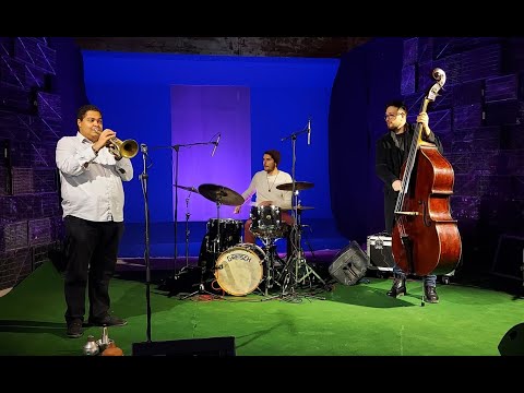 Jazz Obala Trio, razstavi KUB-R in Oživitev Meduze (Libertas, Koper, 3. december 2021)