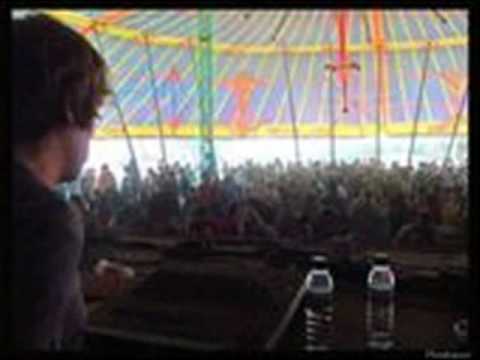 Freaked Frequency VS Alternative Control : cartoon cadt (album 2007)