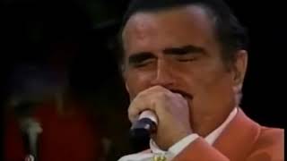 Aca Entre Nos (En Vivo) - Vicente Fernandez HD