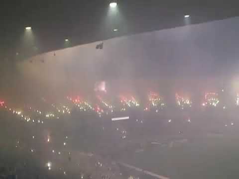 Das antigas! A melhor e mais bonita torcida do mundo!!!!