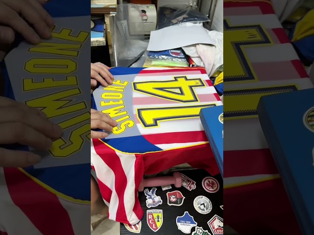 Vídeo relacionado con Copa Football - Camiseta de Fútbol - Hombre - Atletico Madrid 1970/71 - Retro - Manga Corta - Rojo/Blanco - 100% algodón - Talla M