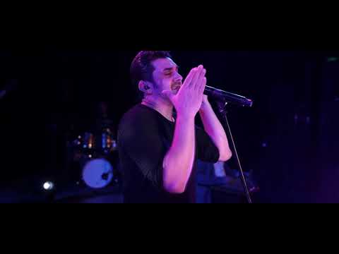 Bayhan - Firuze (Canlı Akustik Performans)