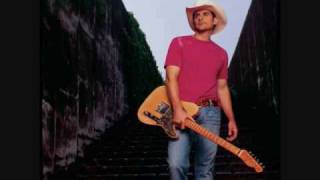 Brad Paisley Holding on to you