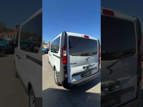 фото renault trafic iii 0