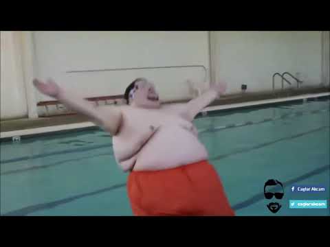 Fat Guy falls into Pool - Tsunami