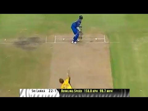 Sanath Jayasuriya Flick to Brett lee 158+ KPH Ball.