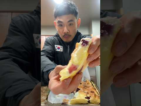 Cottage cheese cloud bread