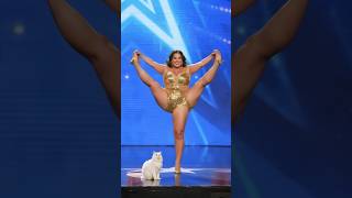 The Woman’s Incredible Dance Act Wows AGT Judges! #americagottalent #magic #agt #shorts #cat #funny