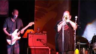 BIG JAMES & The Chicago Playboys à Blues Station