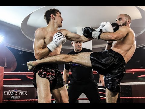 FULL FIGHT Tom Field V Kane Rigglesford - MTGP:Birmingham