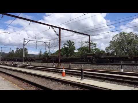 *Rare* 8119 / 8111 with PN Steel train 4NY3 - 28/10/15