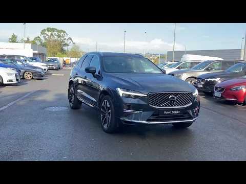 Volvo XC60 T6 350bhp AWD Plus Bright - Denim Blue - Image 2