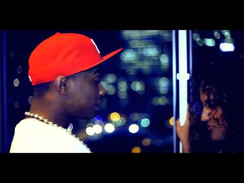 #TOXICTV - YUNG QUINCY FT DVS - _TURN IT UP_ [VIDEO BY @TVTOXIC] @djquincyuk @therealdvs_youtube_original