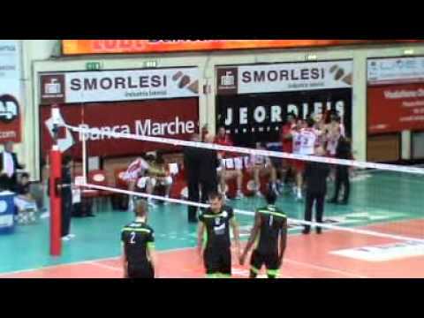 Lube MRoma 3-2; Premiazione di Mirko Corsano.