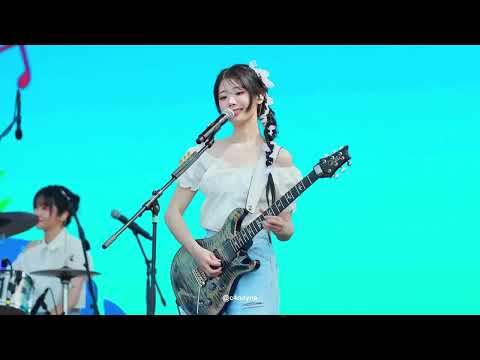 [4K]250601 QWER HINA 히나 2025 Weverse Con Festival - 대관람차 직캠