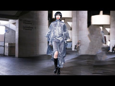 Roland Mouret | Fall/Winter 2020/21 | London Fashion Week