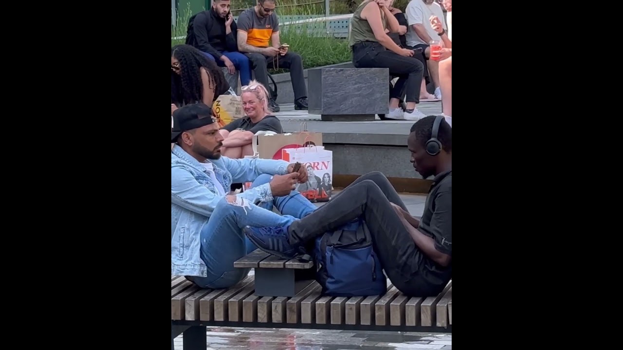 The lady behind😂