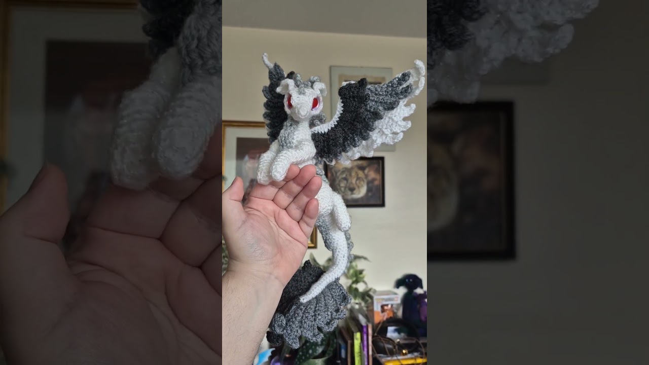 Hi Youtube 👋  #crochet #dragon #fantasy