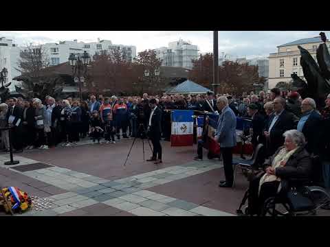 Hommage à Jacques Chirac à Poissy