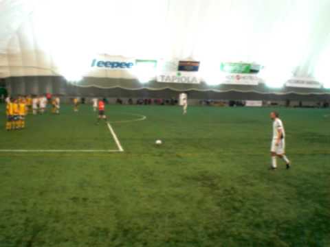 SJK-HJK 2-1. SJK:n johtomaali.