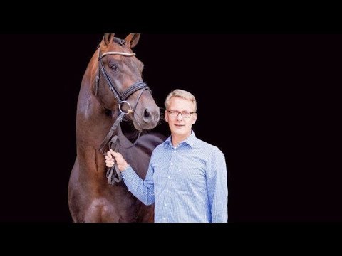 Лекция Акселя Брокманна о немецком коневодстве