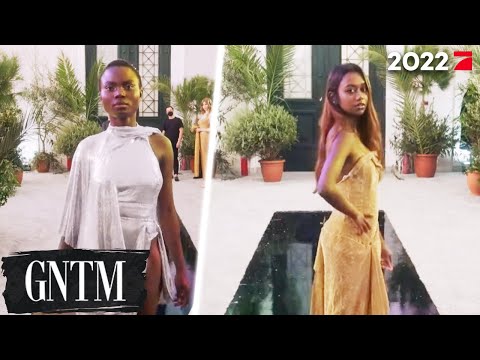 Kleider für griechische Göttinnen - die ersten Models bekommen ihre Kleider | GNTM 2022 ProSieben