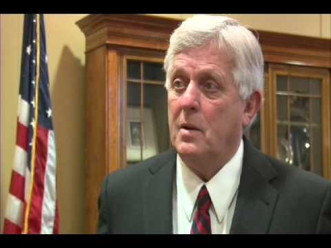 Khayat Announces Retirement