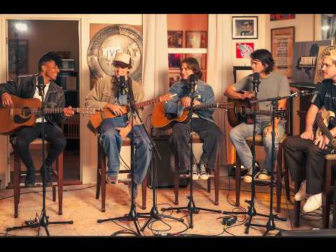 The Runarounds – “Ghosts” (Live Acoustic) -  Tiny House Concert Series)