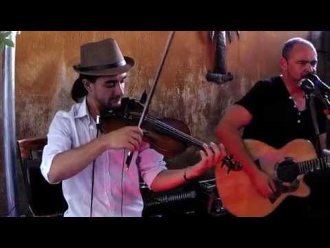 MAD WORLD  - tears for fears acoustic cover by the Lawrence Collins Band (live)