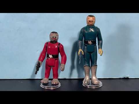 Blue Snaggletooth vs Red Snaggletooth Sears vs Carded Kenner Figures -Famous Variants in Toy History