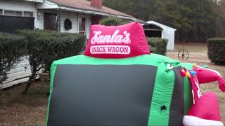 preview picture of video 'Santa Snack wagon'