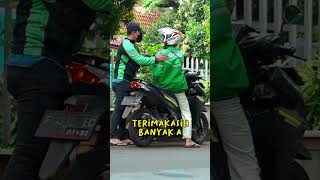 Download lagu ABANG OJOL INI GAK PUNYA UANG ! ENDINGNYA BIKIN TERHARU 🥹 mp3