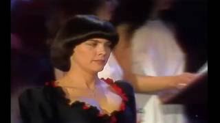 Mireille Mathieu   Nous Comme Des Fous