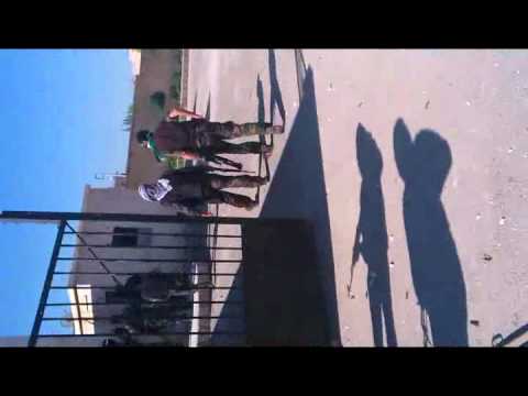 تقدم مقاتلي كتيبة أبو بكر الصديق إلى داخل مخفر بزاعة للسيطرة علىه من قوات النظام