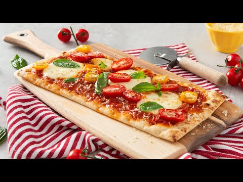 Margherita Flatbread Pizza | Fresh Homemade Pizza in 12 Minutes
