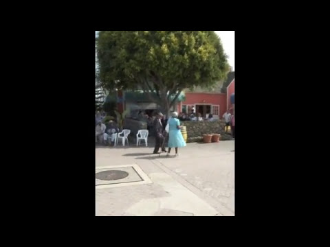 OLD INTERRACIAL COUPLE GETTING IT IN! TWERK TEAM!