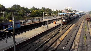 preview picture of video 'Jolly WAP-7 Rajdhani Express Cries Out To Its Cousins & Ignores ED WDG-3A!!'