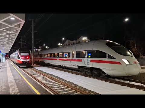 ICE 1207, der letzte Karwendelbahn ICE fährt in Seefeld in Tirol ab.