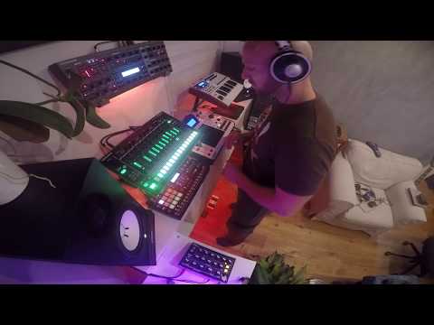 Electro Live Session #1 : Geschichten aus Raum und Zeit