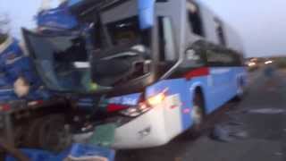 preview picture of video 'Acidente com ônibus da Guanabara [ Viagem de volta da III Conferência de Cultura ]'
