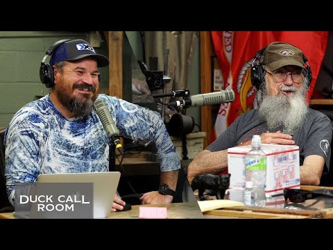 Uncle Si Goes in for a Surprise Heart Procedure | Duck Call Room #154
