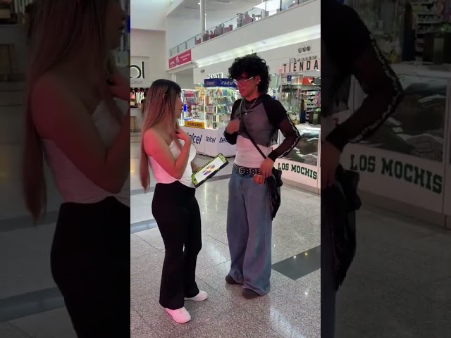 Vídeo relacionado con Mumjooyi Ruleta de la Suerte Ruleta Giratoria Rueda de la Fortuna para Girar 8 Ranuras Ruleta de Borrado en Seco para Ferias Carnaval Juegos de Giro Ganador