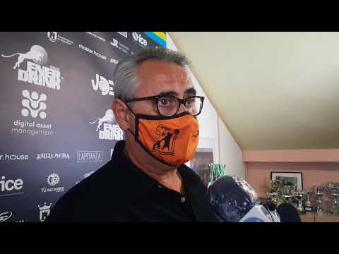 (21-04-2021) Javi Nieto, técnico del Melilla Sports Capital-CAM Enrique Soler tras caer en Algeciras