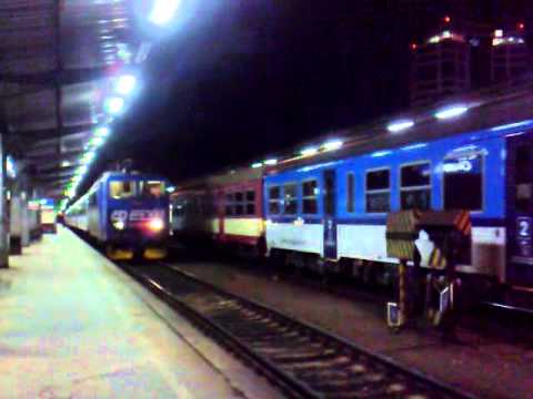 ČD 714 na posunu na Olomouckém nádraží.